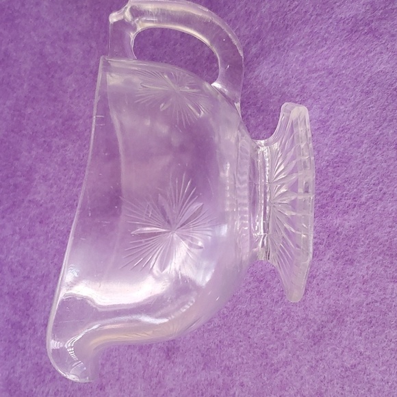 EAPG US Glass Co. No. 15120 (OMN) aka Venus Creamer ca 1910 - Picture 4 of 7